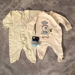 2 Onsies 0-3 Months; Socks